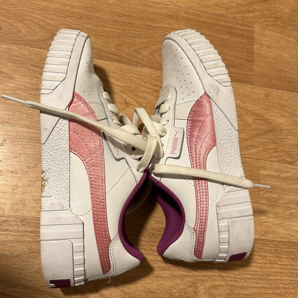 Puma cali pink kids size USA 6